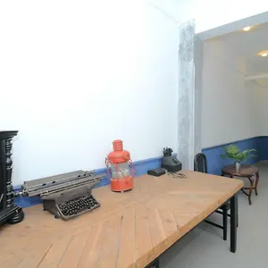 Hotel Airy Alun Alun Dewi Sartika 18