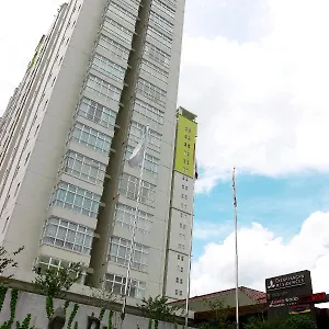 Apartment Eleven Living Point *
