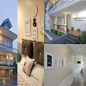 Pensionat Cottonwood House Bandung