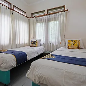 Oyo 92121 Mitra Dago Antapani Syariah Hotel