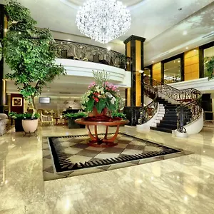 Aston Tropicana Hotel 4*