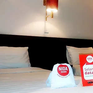 Hotel Nida Cicendo Station Bandung